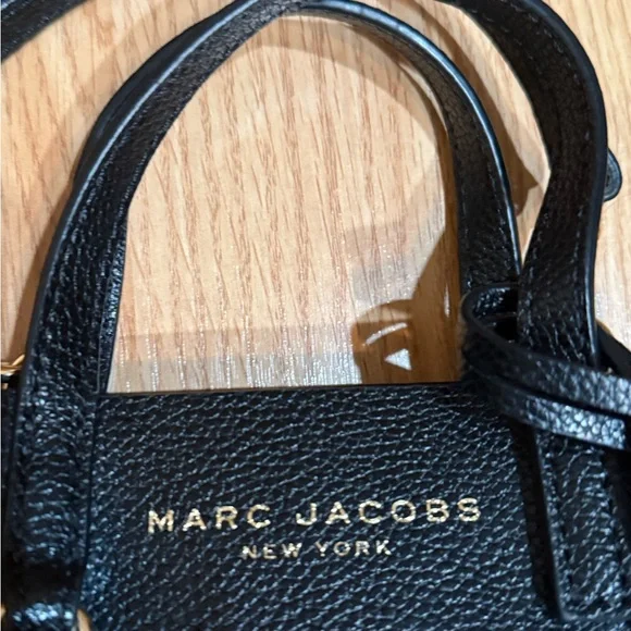 Marc Jacobs Black Leather Women's Bag - Picture 6 of 12